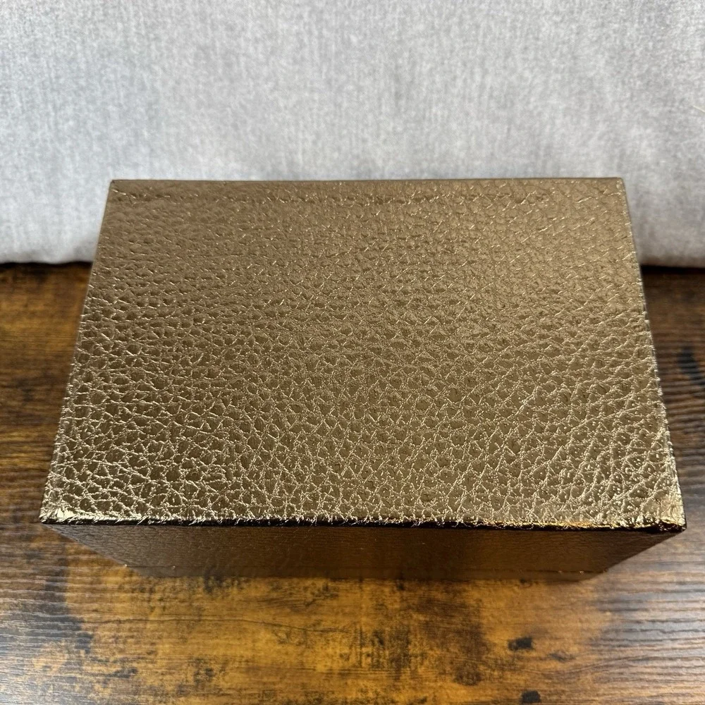Jewelry Travel Case Organizer Box with Oliver Peoples dust cloth